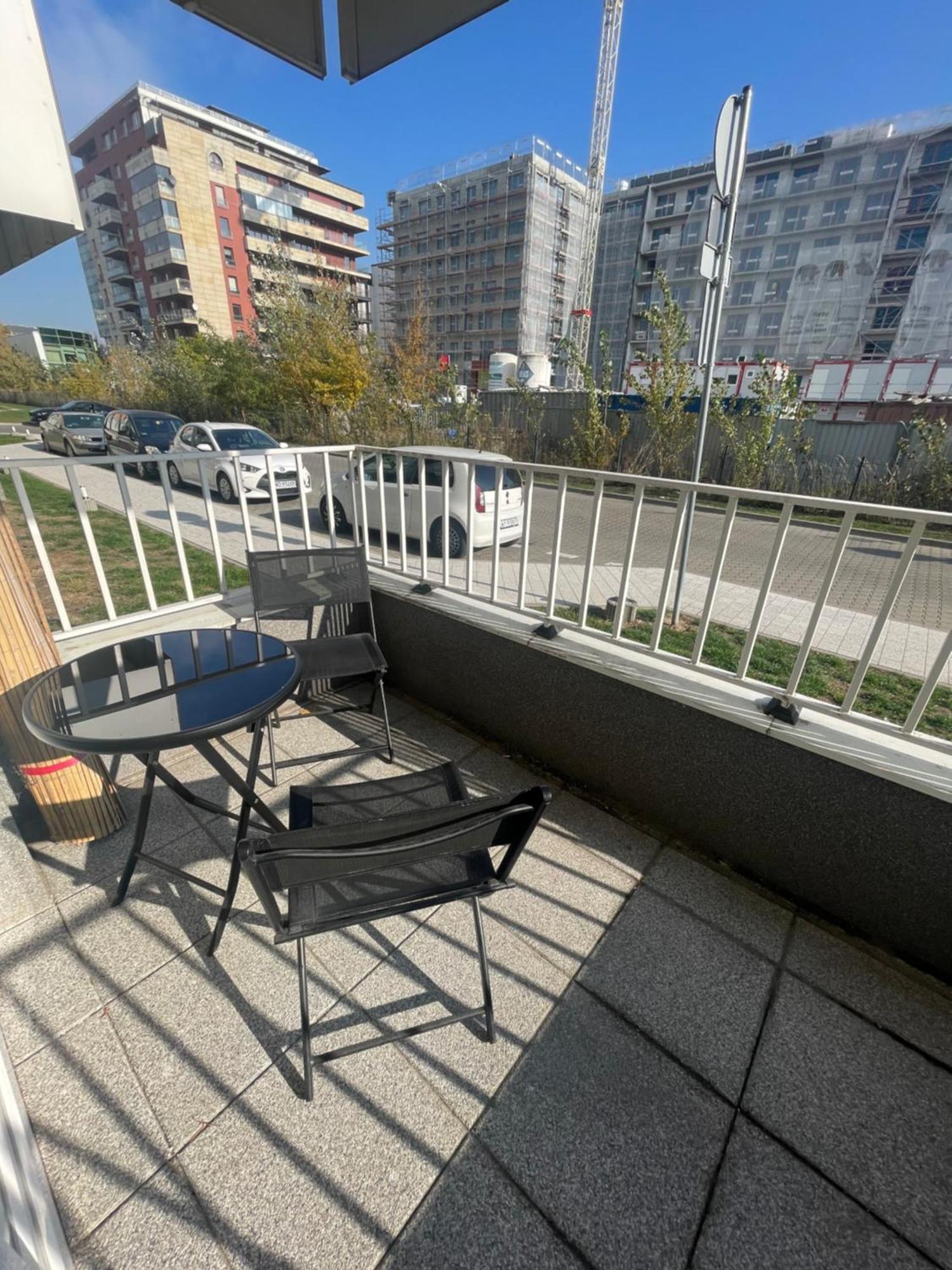 Espresso Apartment Near Chopin Airport Warsaw Exterior photo